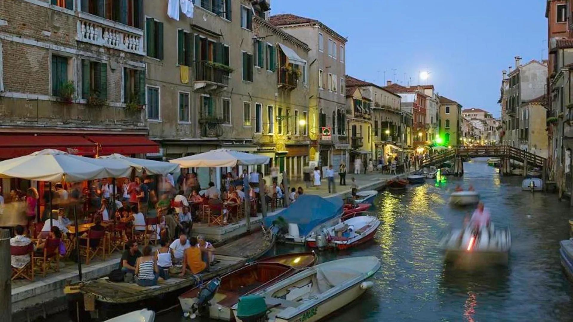 Bella Addai Apartment Venice